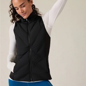 Athleta Inlet Vest - Black